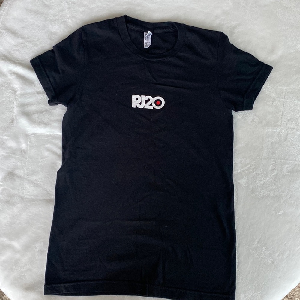 PJ20 (Pearl Jam) short sleeve shirt small black